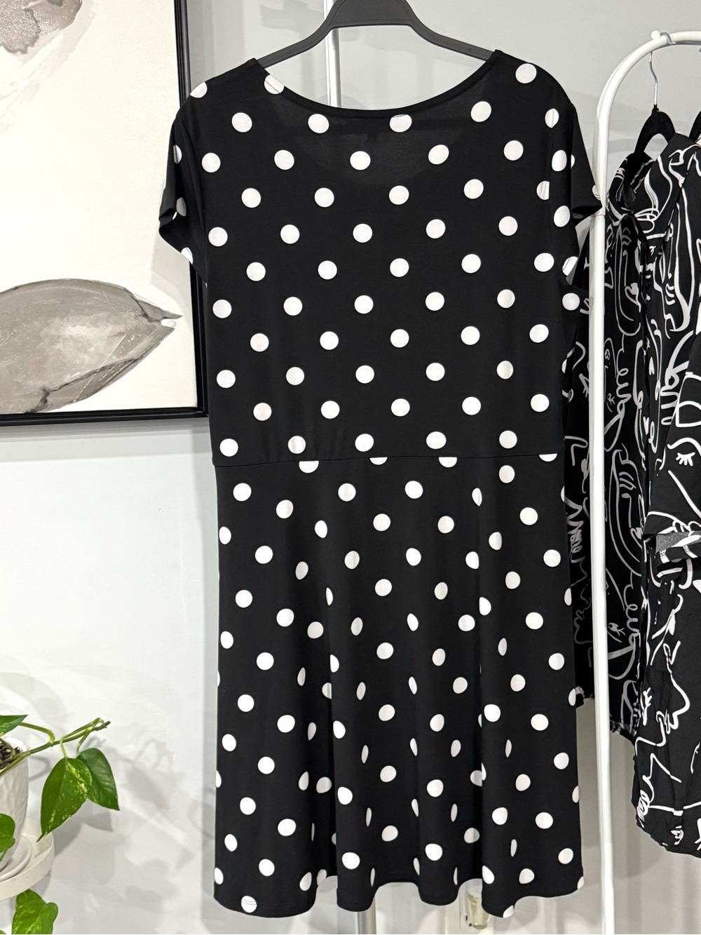 Classic Black Polka Dot Short-Sleeve Dress